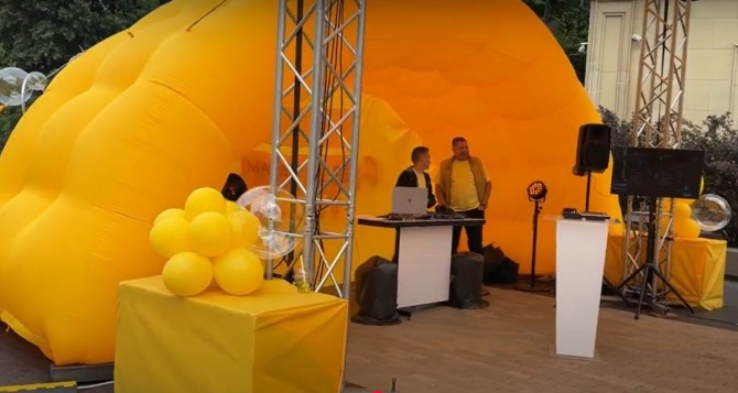 Палатка надувная тент для уличного маркетинга, рекламы - зображення 1